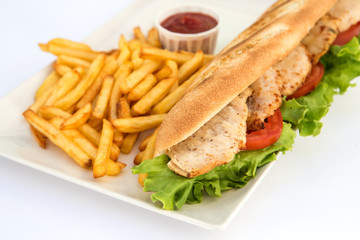 sandwich chicken chips