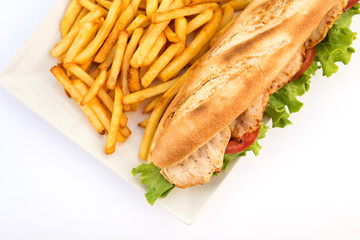 sandwich chicken chips