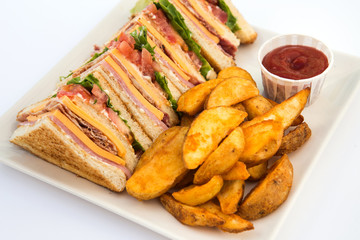 sandwich chicken chips
