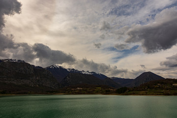 Castel San Vincenzo, Isernia, Molise. Il lago 