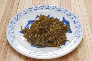 子持ちメカブの醤油漬け
