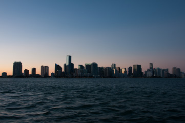Obraz premium miami skyline at sunset