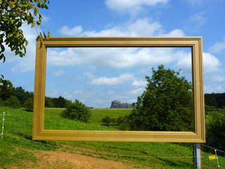 Bilderrahmen und Riegersburg