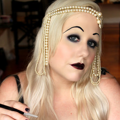 1920s makeup style