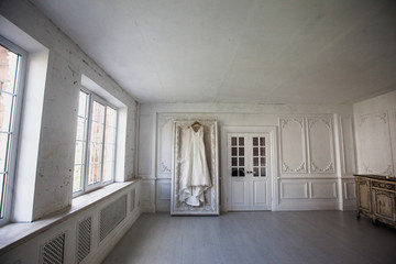 Wedding dress, preparation