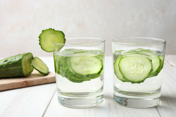  water with cucumber in glass