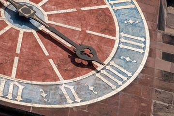 Freiburg Muenster clock detail
