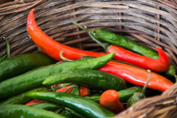 pimientos - ajíes verdes rojos