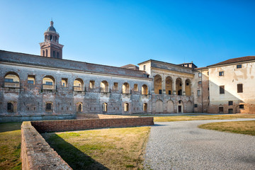 Fototapeta na wymiar MANTUA – Cortile della Cavallerizza. Mantua, Italy