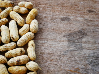 peanuts in the shell