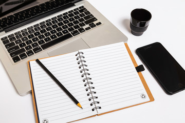 bancada de trabalho e estudos