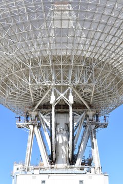 Huge antenna and radio telescope that allow send and receive data from deep space