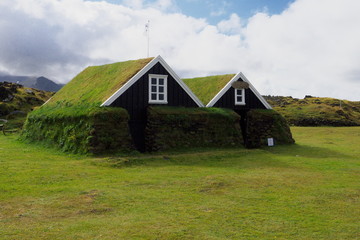 Fototapeta na wymiar Turf house in Iceland