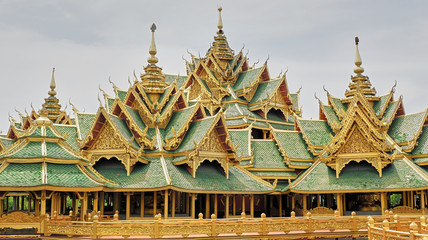 Fototapeta premium temple in thailand