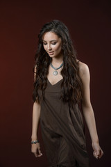 Naklejka premium Stylish silver accessory on woman. Necklace with choker on neck and earring.