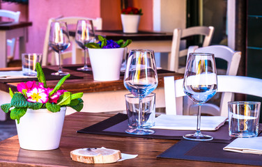 sidewalk restaurant