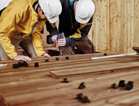 Men flooring decking board