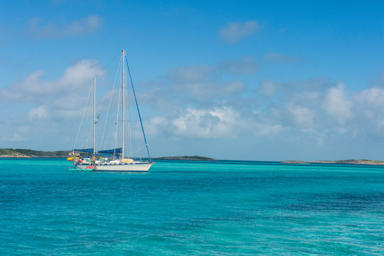 Caribbean, Bahamas, Exuma, sailing ship on the sea