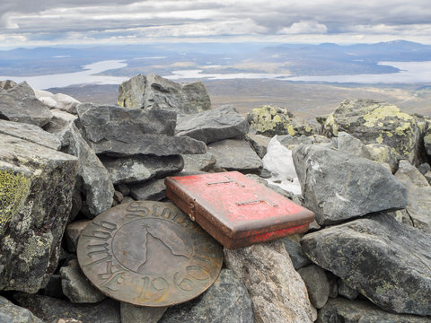 Jamtland, Sweden, Summit marking and casket for a peak-book on Storsylen mountain