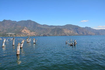 Fototapeta na wymiar Vue Panoramique Lac Atitlán Guatemala