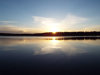 Obraz premium Sunset over the lake