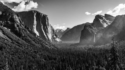 Tunnel View im Yosemite Nationalpark in Kalifornien