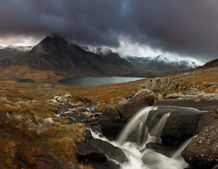 Stormy Tryfan 