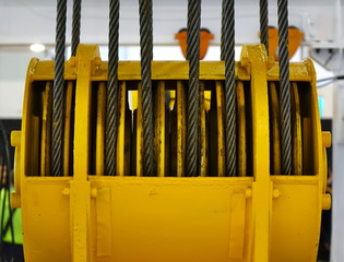 Large Winch with Steel Cable