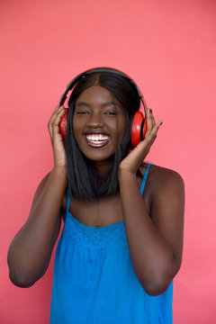 Black woman listening to music 