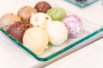 mix flavor  ice-cream scoop