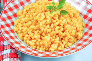 pâte a la sauce tomate 