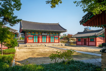 Fototapeta premium Daeseongjeon Shrine Hall of Daegu hyanggyo