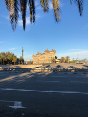 Fototapeta premium Plaza de les Drassanes roundabout in Barcelona