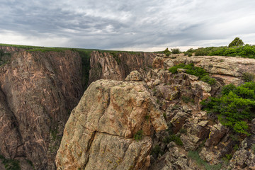 Fototapeta premium Balanced Rock in Black Canyon of the Gunnison National Park in Colorado, United States