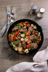 Chicken liver with vegetables