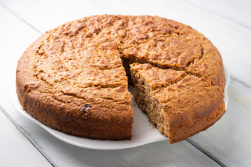 Torta leggera a base di mandorle e cannella