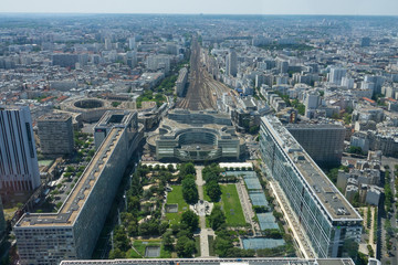 Gare Motparnasse, vue aérienne, réseau ferroviaire, Paris