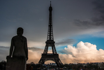 Fototapeta na wymiar Parigi, Francia, Tour Eiffel, Notre Dame, viaggio, 