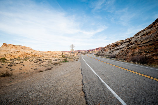 Road through the desert of Utah - travel photography