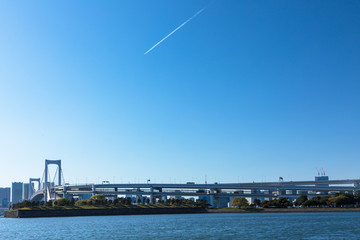 (東京都-都市風景)レインボーブリッジと東京湾岸風景４