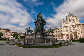 Fototapeta na wymiar Maria-Therezia Square (Maria-Theresien-Platz) with the Museum of Natural History on the right, Vienna