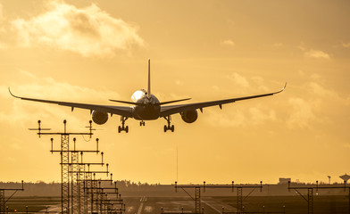 Airplane landing