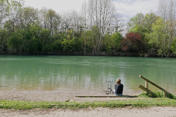Obraz na płótnie Canvas fishing on lake