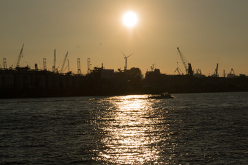 Naklejka premium Abendsonne am Wasser