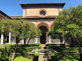 Naklejka premium Milano, chiostro delle Rane - Basilica di Santa Maria delle Grazie