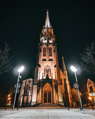 Fototapeta na wymiar Katowice Mariacka Kościół - Noc