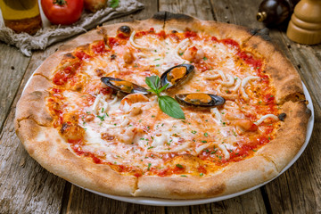 Pizza with seafood