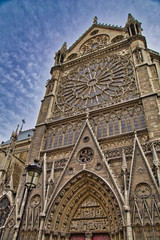 Fototapeta premium Side view with Rose window at Notre Dame of Paris