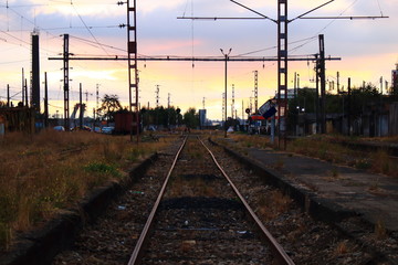 Fototapeta na wymiar Ningún tren viene desde el sur