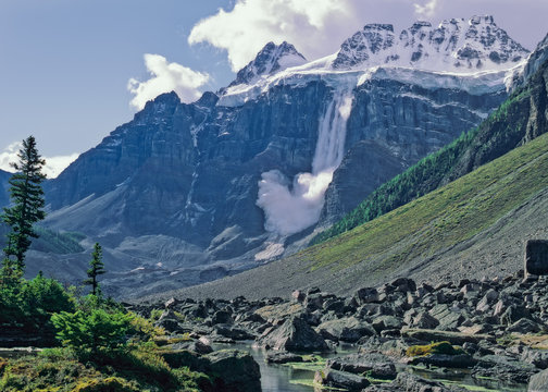 Avalanche off Quadra Mountain, Consolation Valley, Banff National Park, Canada